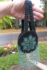 ONE OF A KIND ANTIQUE ART DECO 1920's GREEN & BLACK BEAD FRINGE FLAPPER PURSE - Picture 1 of 6