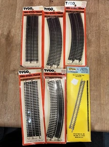 Lot Of 5 Tyco Tru-Steel 9" Straight Track 4 Pieces 417 18” Curve 418 New - Picture 1 of 5
