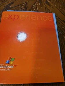 Microsoft Windows XP Professional Version 2002 w/Product Key CD Set - Picture 1 of 4