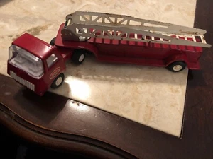 Vintage Tonka Hook N Ladder Pressed Steel Fire Truck - Picture 1 of 7