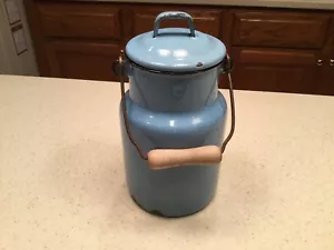Contenedor de leche crema esmaltado vintage Robin azul huevo con mango bonito 8" de alto - Imagen 1 de 11