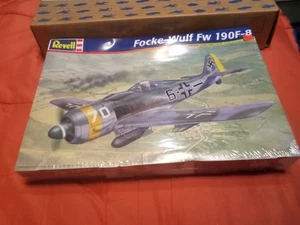 Modelo de combate alemán Revell 1/32 5517 Focke_Wulf Fw 190F-8 2001 sellado - Imagen 1 de 7