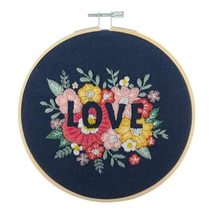 Trimits Love Embroidery Hoop Kit - Picture 1 of 1