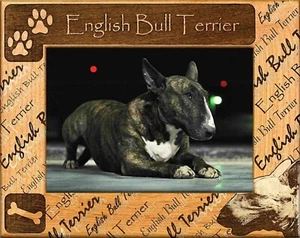 Marco de fotos de madera grabado con láser Bull Terrier inglés (5 x 7) - Imagen 1 de 2