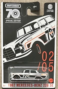 Matchbox 2023 70 anni speciale #2/5 1962 Mercedes-Benz 220 SE #HLM64 scala 1:64 - Foto 1 di 2