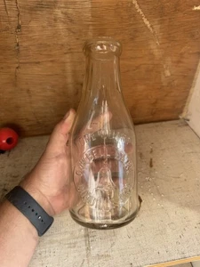 Cowbell Dairy Vintage Quart EMBOSSED Milk Bottle Cow Bell Coquille Oregon RARE - Bild 1 von 2
