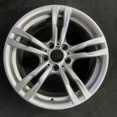 "Llanta trasera BMW 428i 430i 340i 435i 330i OEM 18"" 320i original 86008B" Foto 1 de 4