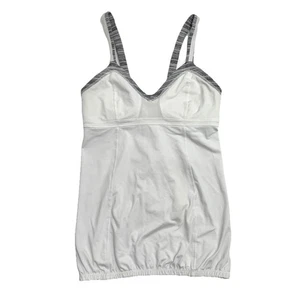 Lululemon Light It Up Tanktop integrierter BH Größe 6 reflektierend weiß/grau Laufen - Bild 1 von 9