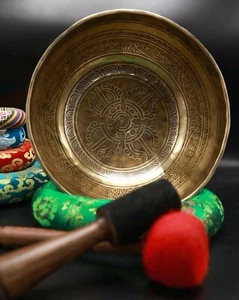 11" Vajra Mantra singing bowl - handmade yoga bowl - meditation, sound therapy - Picture 1 of 5