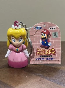 Nintendo Banpresto SUPER MARIO RPG Vinyl Keyring Princess Peach - MWT, RARE! - Picture 1 of 11