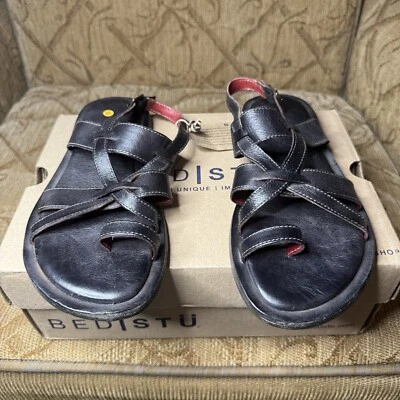 Sandálias femininas Bed/Stu tamanho 7 couro natural preto - Imagem 1 de 4