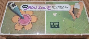 Vintage Salem Mini Sew'R Sewing & Marking Kit - Portable Sewing Kit - Stitching - Picture 1 of 10
