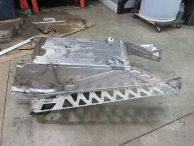 16 ARCTIC CAT ZR ZR8000 137 TÚNEL CENTRAL TABLERO CHASIS MARCO PROCROSS 9000 Foto 1 de 4