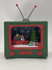 Wondershop RETRO TV VILLAGE Set Musical Light Up With Christmas Music *VIDEO*. - Picture 1 of 18