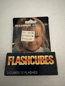 Vintage SYLVANIA Blue Dot Flashcubes: 3 Cubes/12 Flashes NOS - Bild 1 von 7