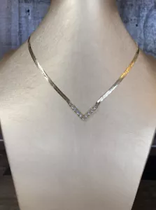Collana Claires Spina di Pesce Strass Tono Oro Catena 17” Pietre Trasparenti - Foto 1 di 5