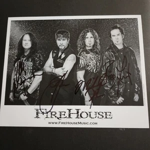 FEUERWEHRHAUS 2023 signiert von voller Band - 8x10 Foto R.I.P. CJ Snare - Bild 1 von 3