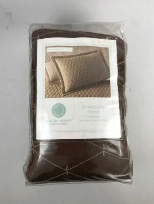Almohada estándar reversible Martha Stewart con puntada de diamante, marrón chocolate Foto 1 de 2