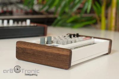 Korg Volca Wood Side Panel End Cheeks Bass Sample Beats Keys Fm - Image 1 of 4