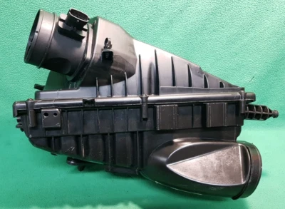 Range Rover Sport Discovery 5 LH Air Flow Meter Filter Box Genuine FPLA-9601-AC - Image 1 of 4