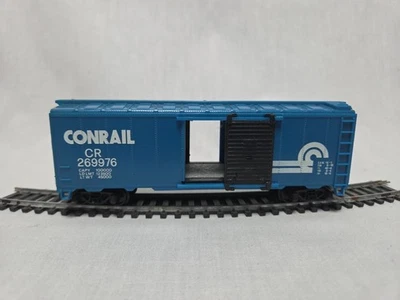 Model Power 8001 HO Scale Conrail 40' Box Car Used - Image 1 of 3