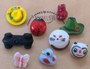 ♥Nr.BS68- Vintage Kinderknöpfe handbemalt Mix Neugablonz 9 Stück DM 12-25 mm ♥ - Bild 1 von 1