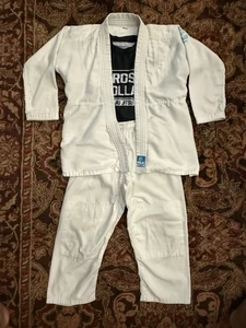 *Fuji Judo Jiu Jitsu Gi Size 0 w/ rashguard* - Picture 1 of 11