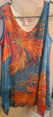 Top Leoma Lovegrove Sin Mangas Cuello en V Talla Pequeña Estampado Floral Arte Tachonado Foto 1 de 4