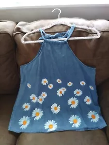 Denim Top with Daisies ~ Super Cute!!! - Picture 1 of 5