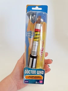 Doctor Who - 3er Tercer Doctor - Opciones de personajes Destornillador sónico juguete. - Imagen 1 de 3