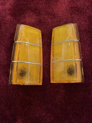 NOS GM 1980 Chevrolet Caprice Side Marker Light Amber Lens Turn Signal Front - Image 1 of 4