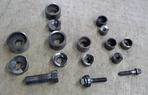 Greenlee Electrical Conduit Knockout Punch Die Lot 1/2”(2), 3/4”, 1"(2), 1-1/4" - Picture 1 of 13