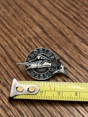 Florida Marlins Retired Logo Sports Team 1" Hat / Lapel Pin by Siskiyou Pewter - Image 1 of 2