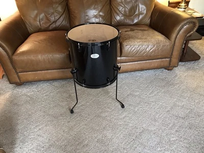 Usado 16” Pearl Soundcheck Black-on-Black Floor Tom em Muito Bom Estado - Imagem 1 de 4