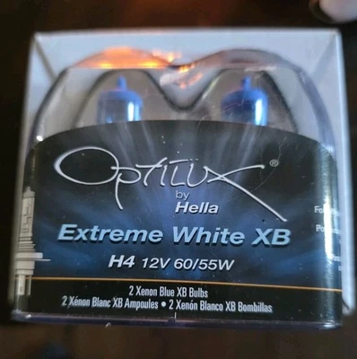 Bombillas halógenas de xenón HELLA Optilux Extreme White XB H4 60/55W segunda generación Foto 1 de 4