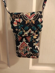 Vera Bradley Harry Potter Home to Hogwarts Carson Cell Phone Crossbody Bag Case - Picture 1 of 3