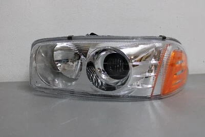 GMC SIERRA/2000-2006 GMC YUKON XL500 2000-2007 FARO LATERAL IZQUIERDO HALÓGENO Foto 1 de 4