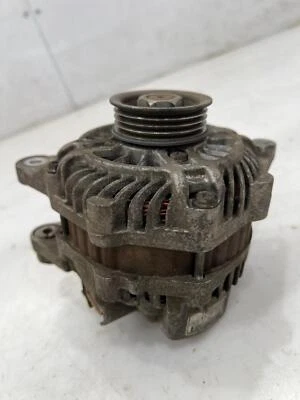 Conjunto de alternador Smart Fortwo 2008-2015 90 amperios OEM 1321540001 Foto 1 de 4