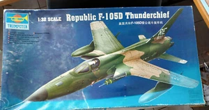 1:32 Republic F-105D Thunderchief Trumpeter selten - Bild 1 von 1