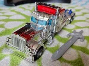 Transformers AOE Silver Knight Optimus Prime Mint Complete Target - Bild 1 von 18