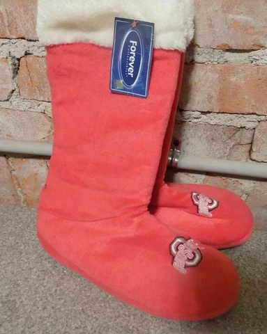 OHIO STATE SIZE L FOREVER COLLECTIBLES SLIPPER BOOTS N/WITH TAGS Cover
