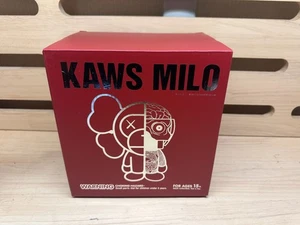 A BATHING APE KAWS MILO RED BAPE Figur brauner Affe SEZIERTES BABY Einfuhrgebühren - Bild 1 von 14