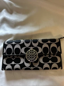 Coach Alexandria Slim Envelope Wallet - Picture 1 of 9
