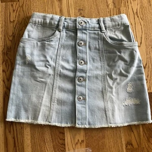 OshKosh Button Front Denim Mini Skirt Size 10 in Light Wash NWT - Picture 1 of 5