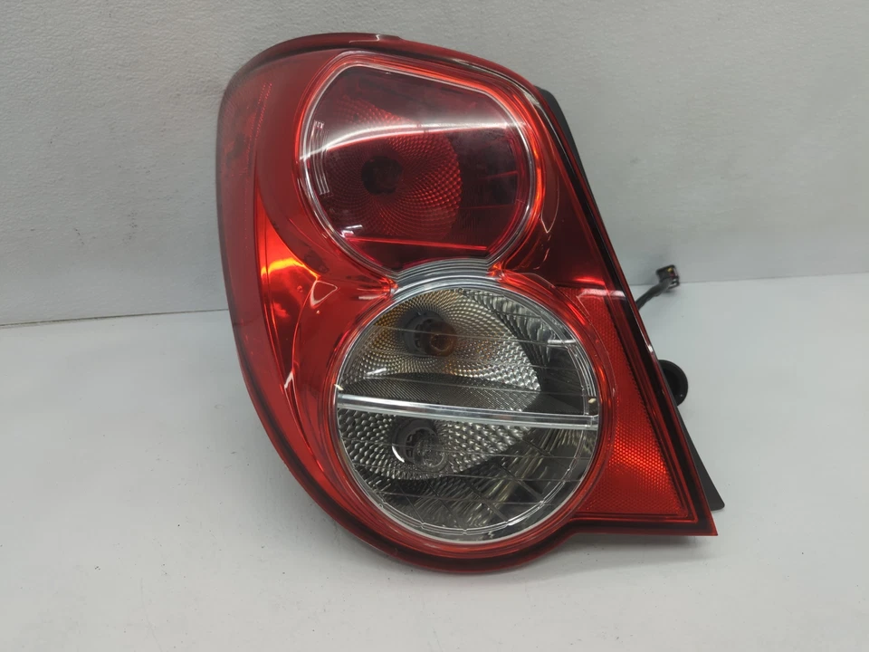 2012-2016 雪佛兰声波驱动器左侧尾灯尾灯 Oem M6DJM — 第 1/4 张图片