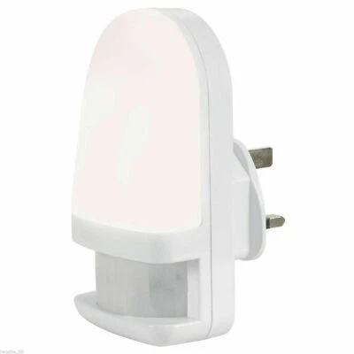 Bewegungsgesteuertes UK-Netzstrom-LED-Nachtlicht 4000K Natürliches Weiß - Bild 1 von 4