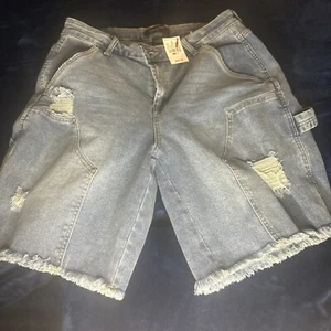 Ashley Stewart Women’s Sz 12 Distressed Frayed Hem Denim Jean Shorts - Picture 1 of 13