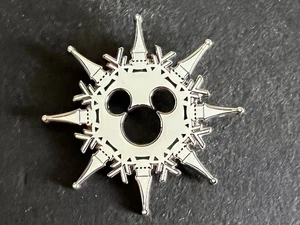 Snowflake with Mickey Head Icon Starburst Disney Pin 0 - Picture 1 of 2