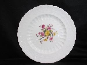 Spode Olga Dinner Plate Made in England Copeland - Picture 1 of 2