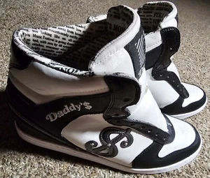 Daddy's Money SN39150 Newspaper Print Leder Basketballschuhe US11 UK8 - Bild 1 von 11